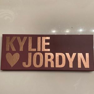 Kylie Cosmetics palette AUTHENTIC